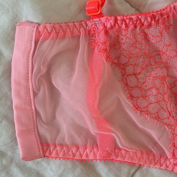 Victoria Secret 💖 Very Sexy Demi 34C - Picture 4 of 8